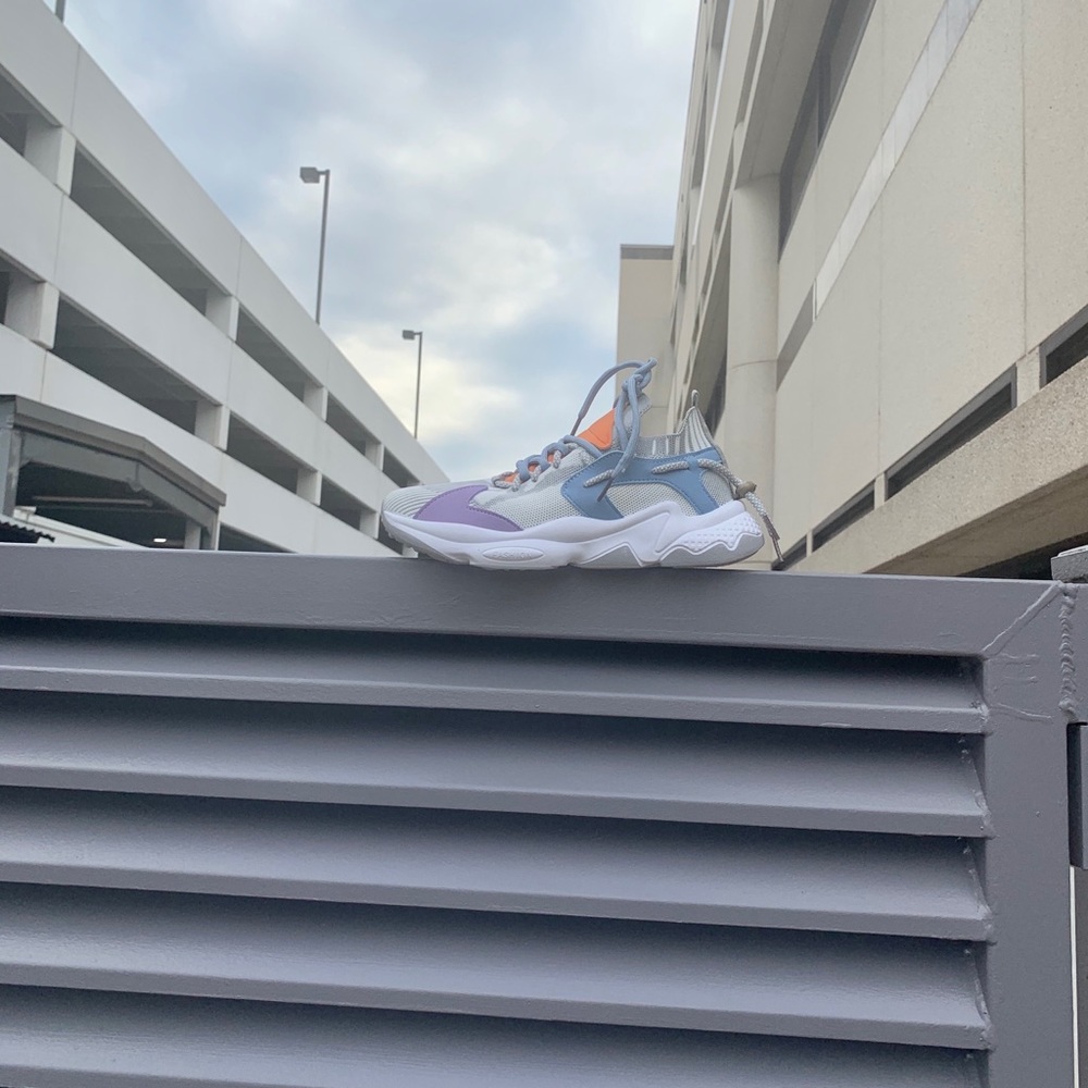Multi Color Lightweight Trainer Sneakers - Picture 3 of 3